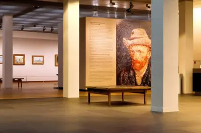 Muzeum Van Gogha i rejs po kanale